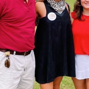 black sleeveless suede dress from glam size small